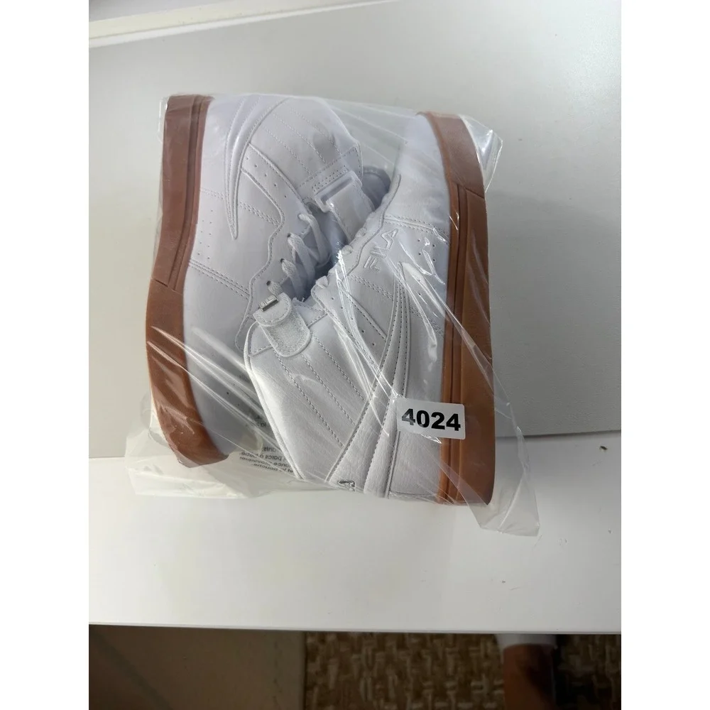 Fila Womens White Gum Sole High Top Triple White Retro Sneakers Size‎ 8
